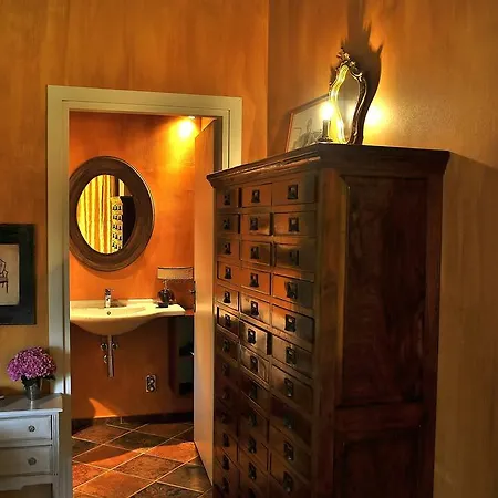 Bed & Breakfast Il Convento Montegrosso dʼAsti