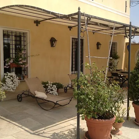 Bed & Breakfast Il Convento Montegrosso dʼAsti